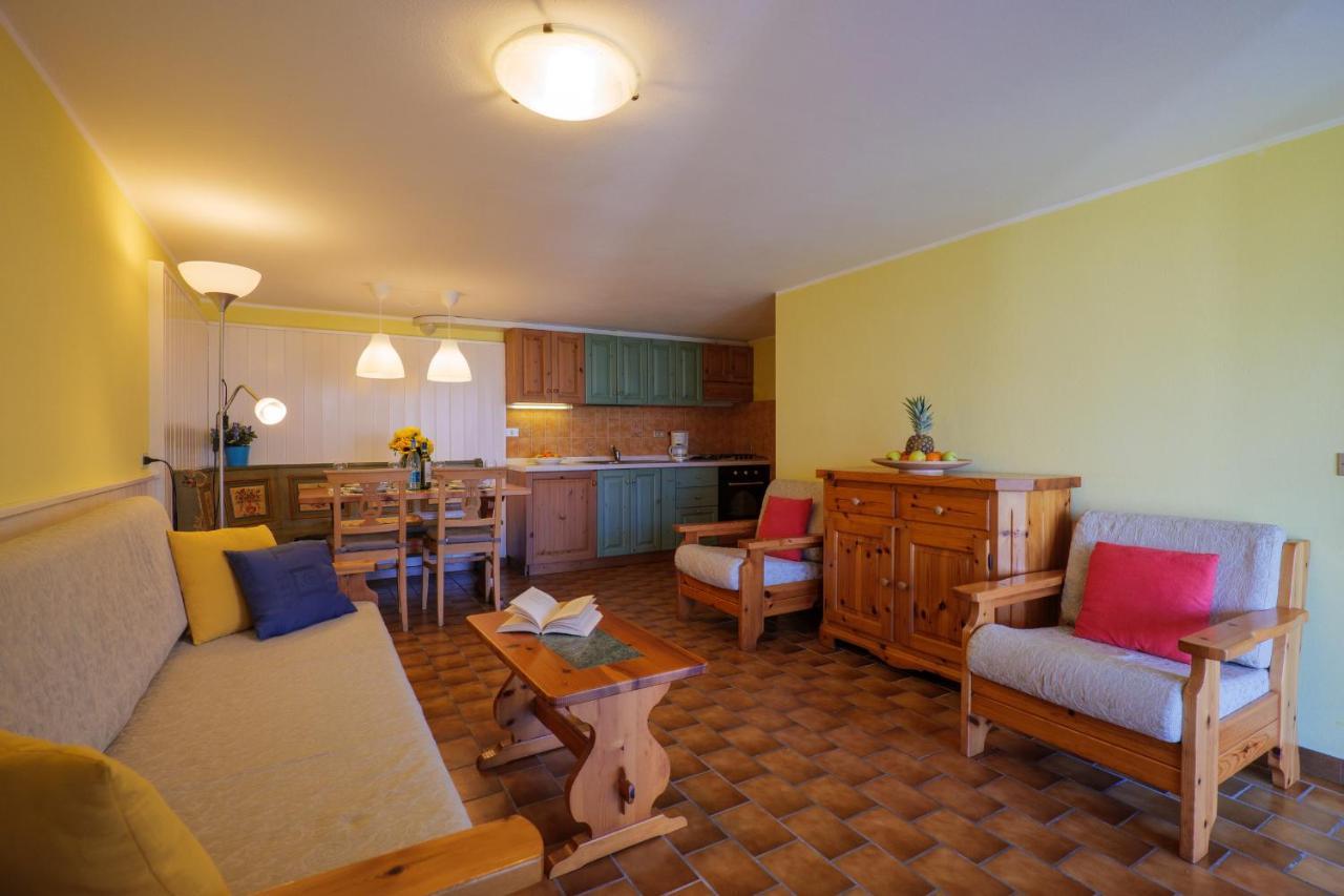 Casa Bellavista 1 Aparthotel Colico Luaran gambar